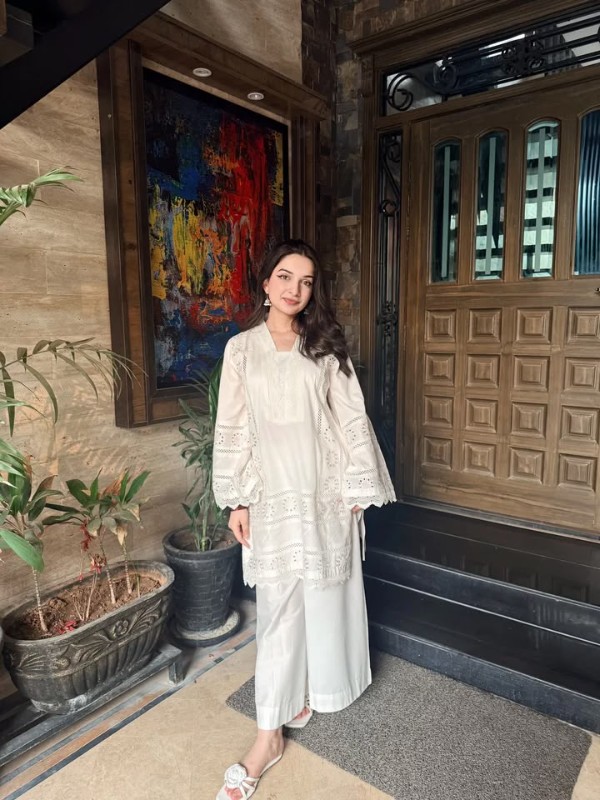 Meera(Length 40)